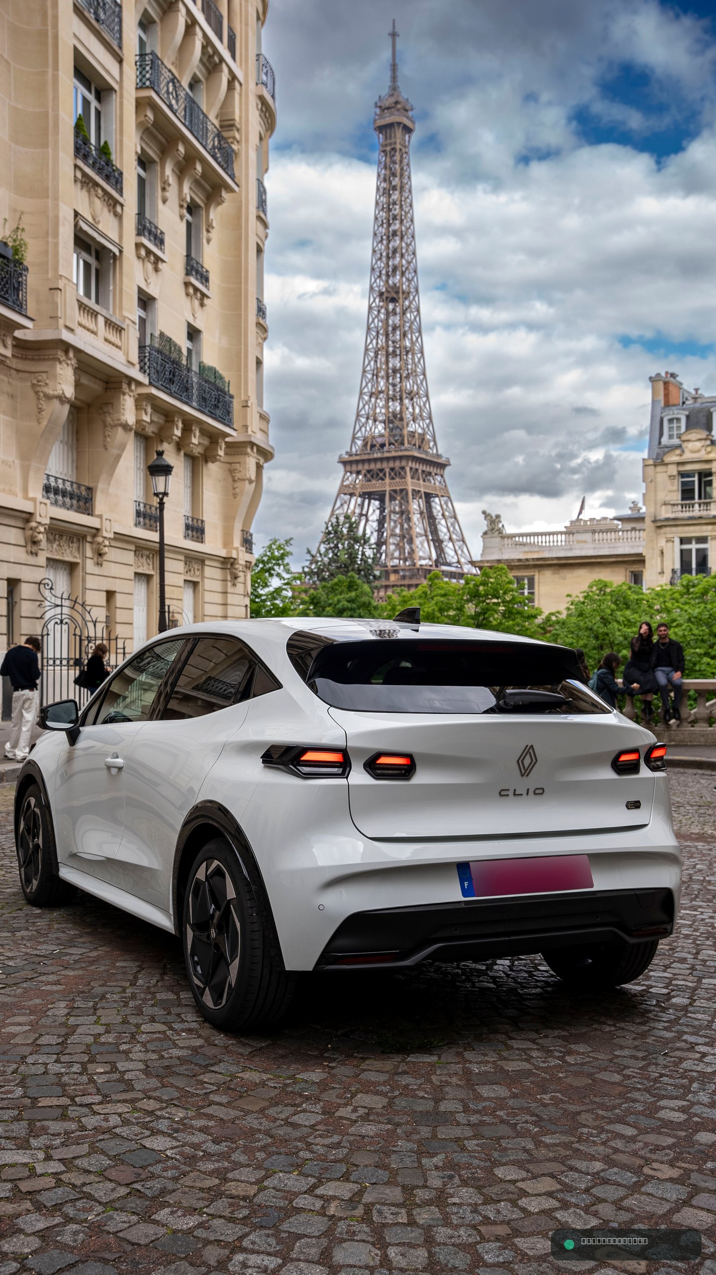 Renault Clio — car rental